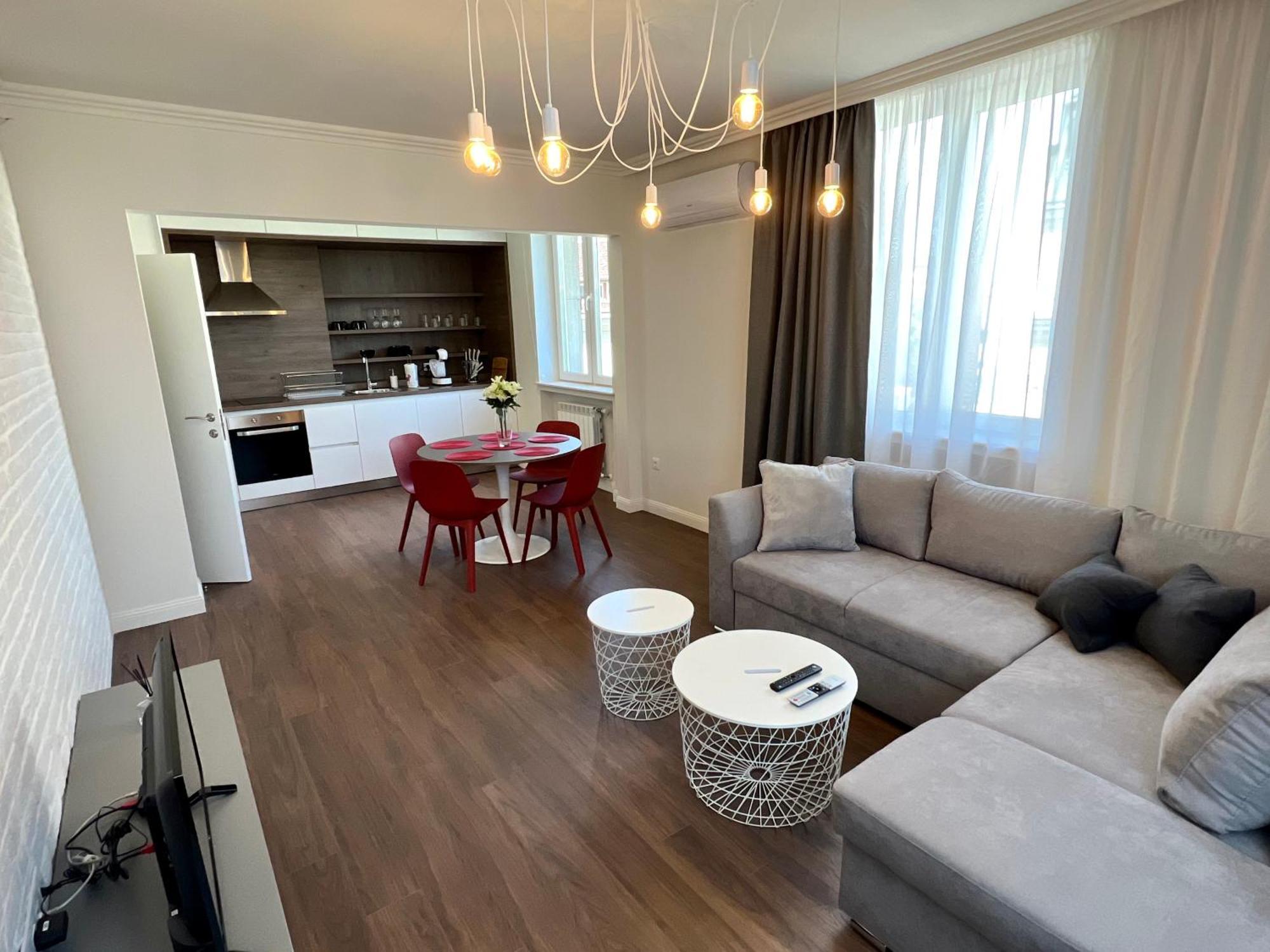 Location ! Location ! Location ! City Garden View Apartment Sofia Esterno foto